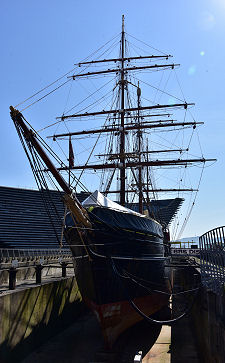 Discovery in Dry Dock